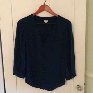 Elegant 100% silk blouse